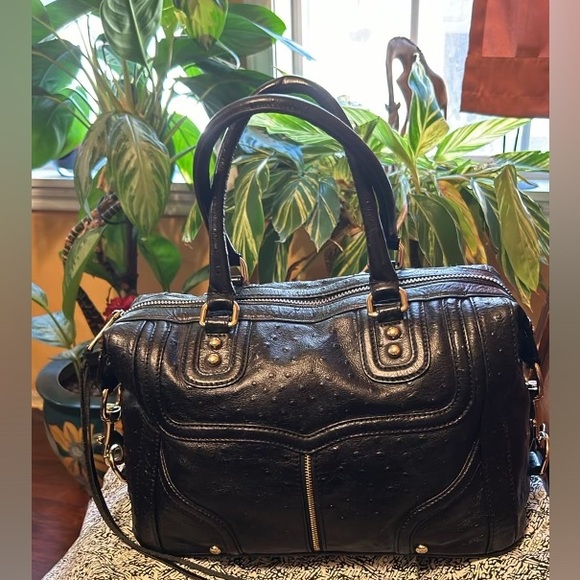 Rebecca Minkoff Handbags - Rebecca Minkoff EUC black leather Ostrich embossed handbag with dust bag.